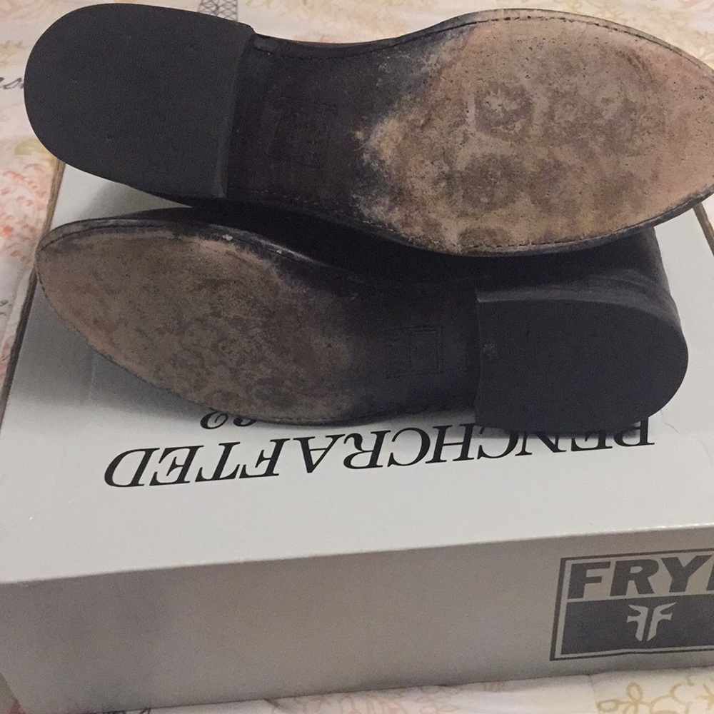 Black Frye Pullon short Leather Boots - Picture 8 of 8